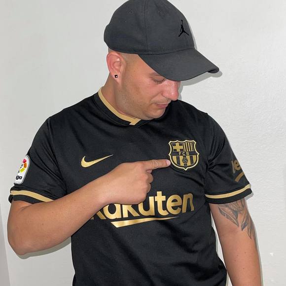 Meet your Posher, Alejandro - Picture 1 of 1